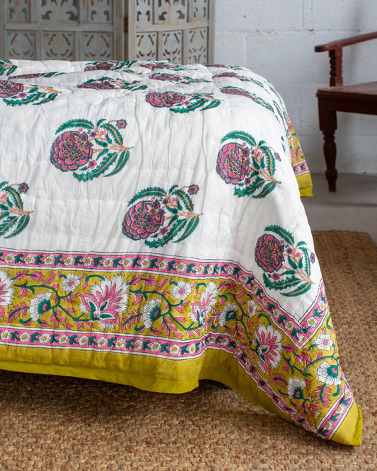 Print Block Padded Quilt - Bottlesford