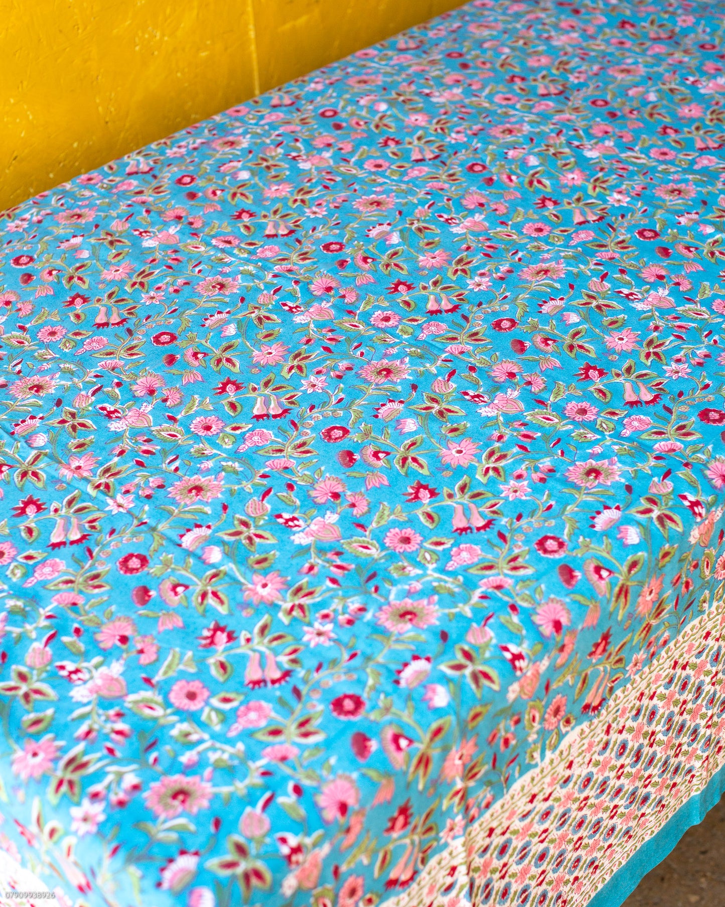 Honeystreet Tablecloth