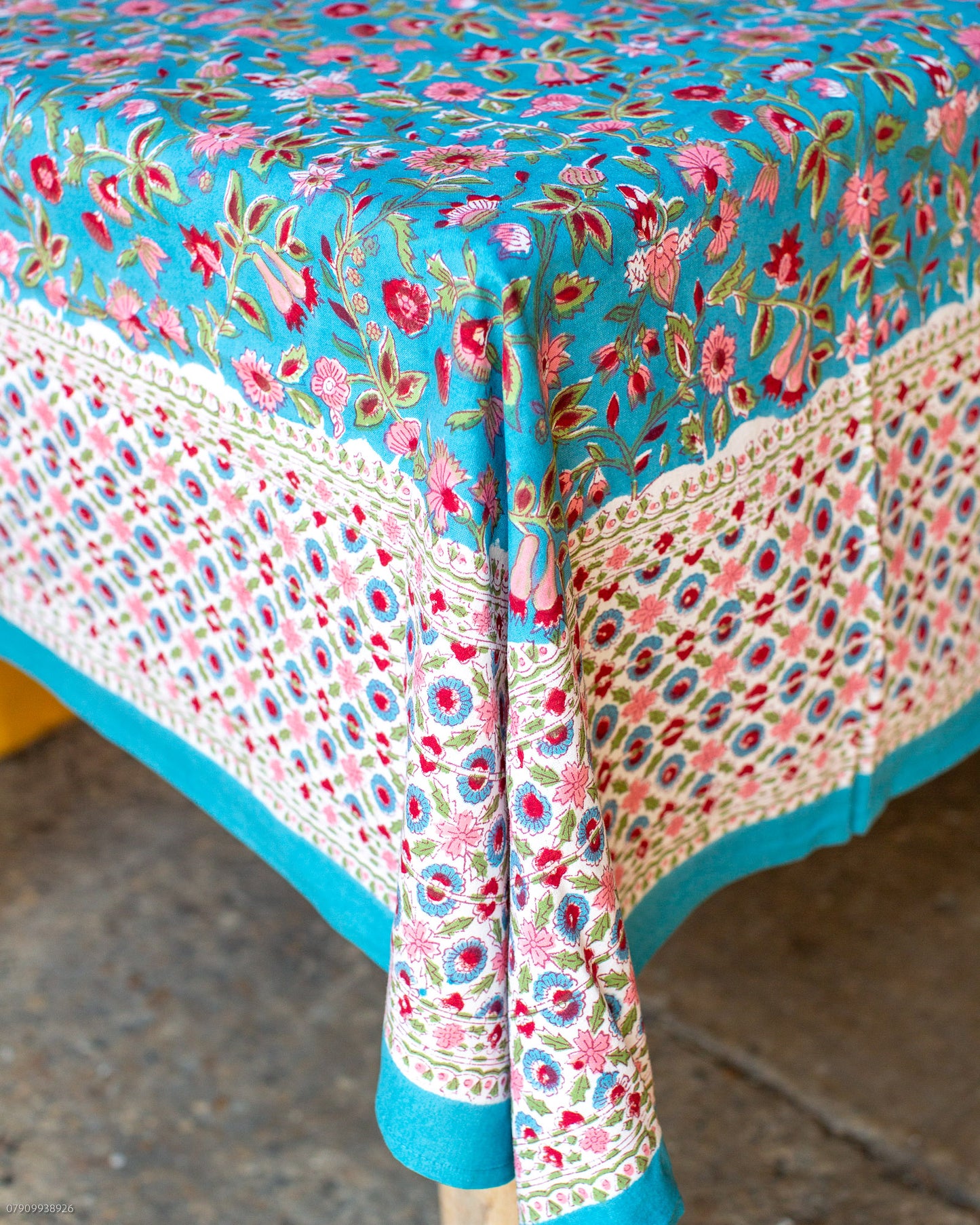 Honeystreet Tablecloth