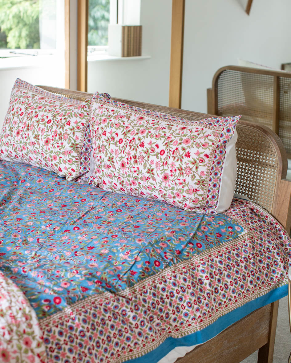 Honeystreet Duvet Cover & 2 Pillow cases