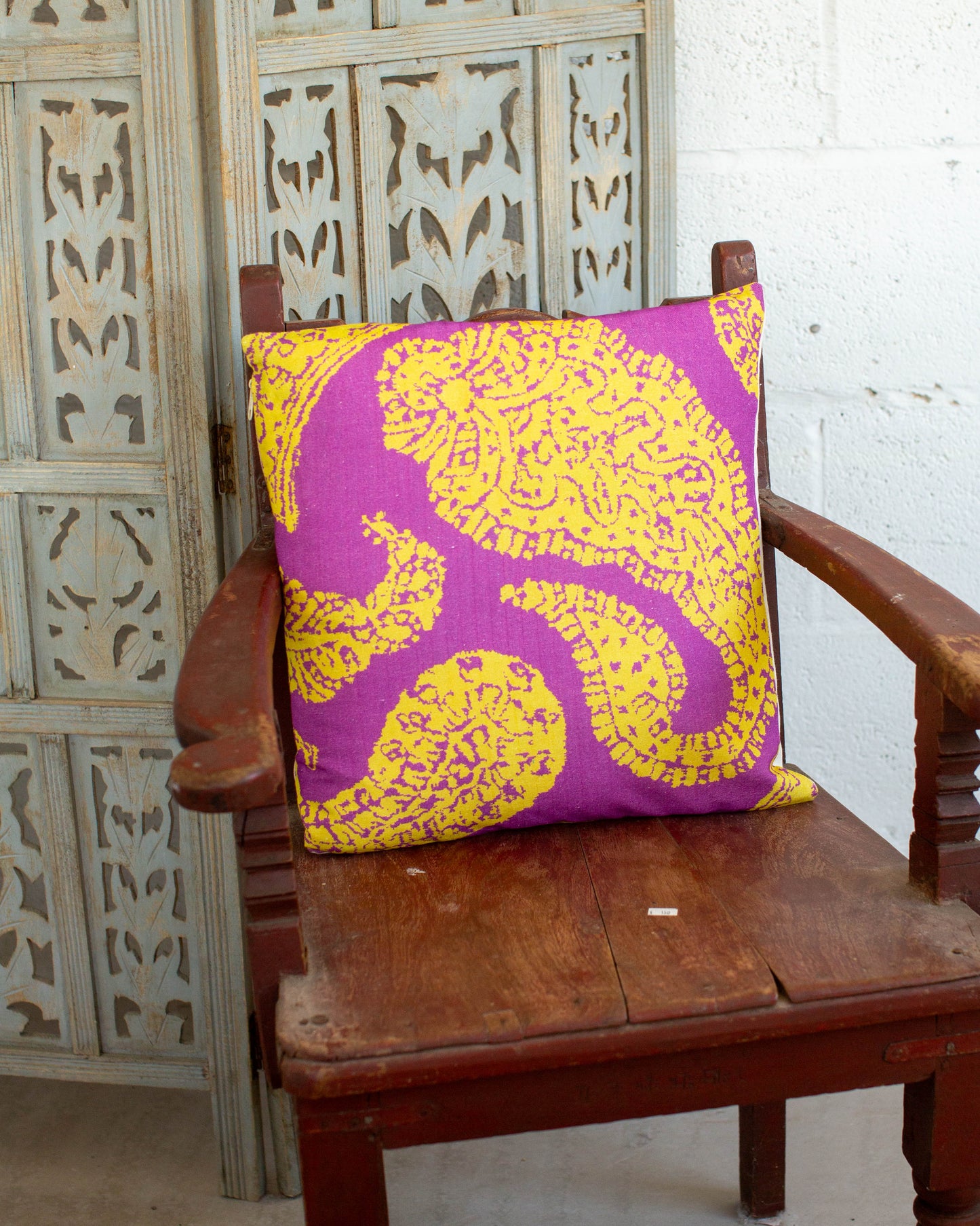 Sample Cushion
