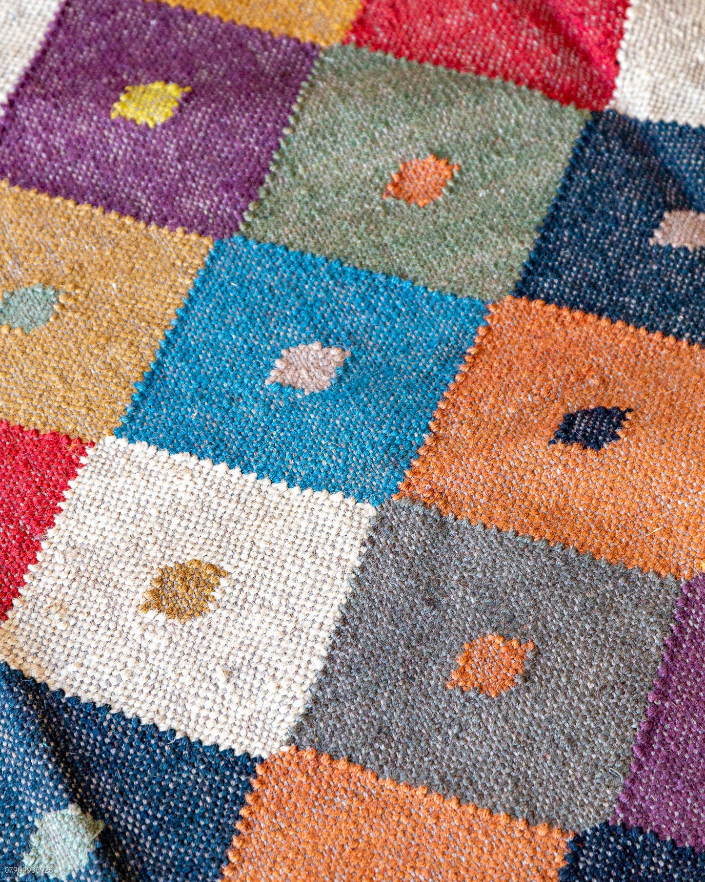 Large Wool & Jute Rug 182cm x 274cm