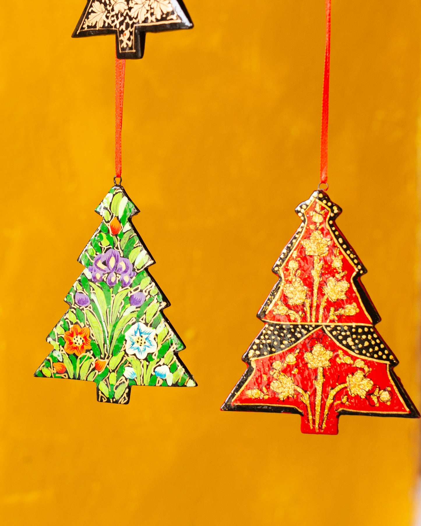 Assorted set of 6 Classic Tree Decoration