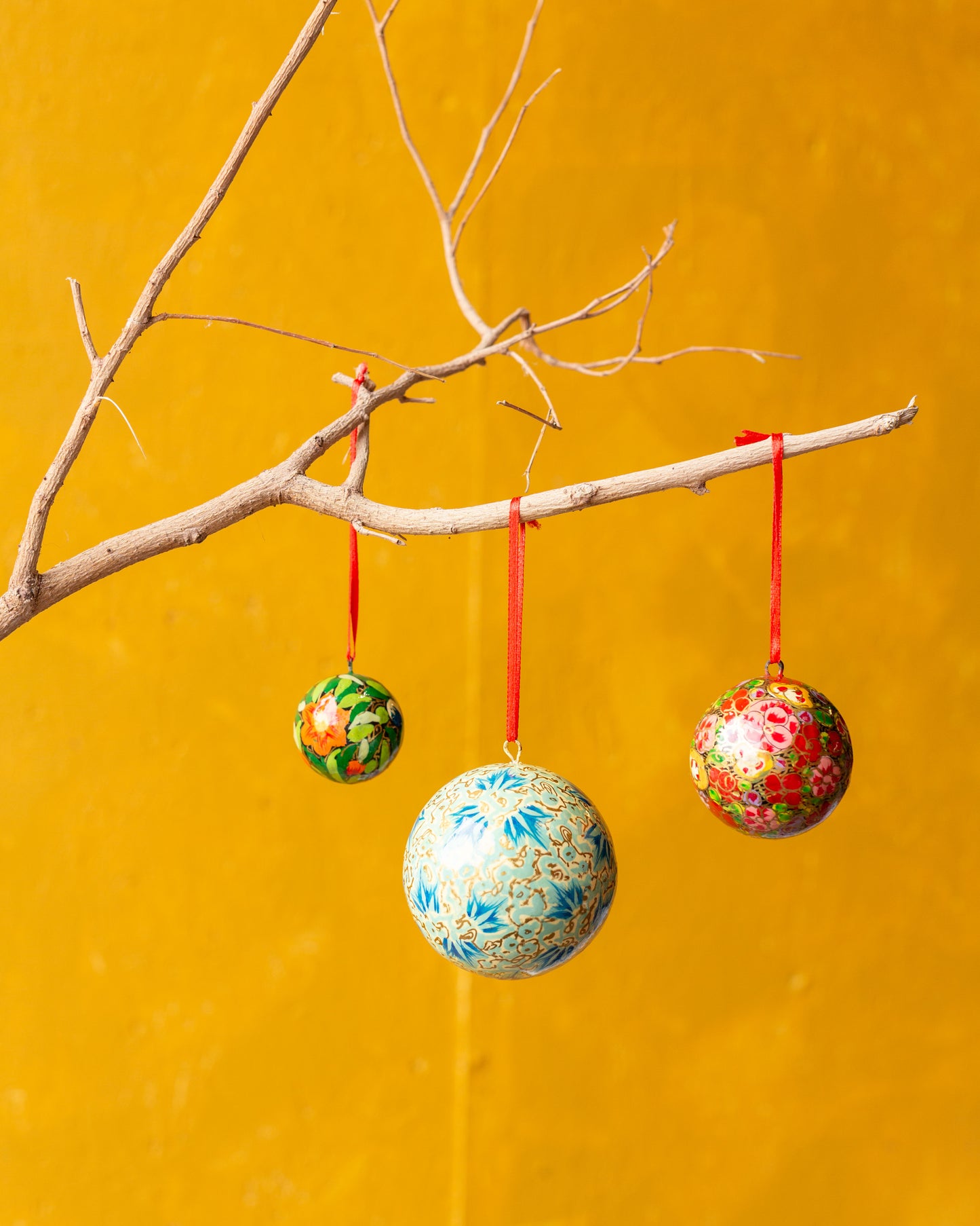 Set of 6 Classic Bauble decoration