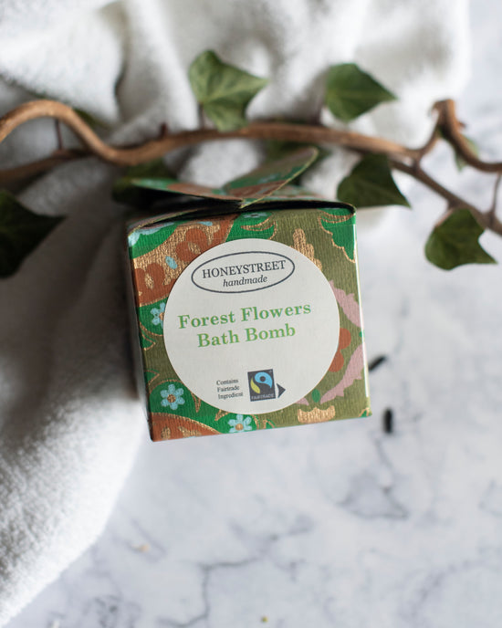Forest Flowers Bath Bomb - The india Shop