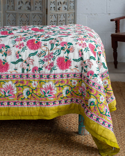 Print Block Padded Quilt - Bottlesford