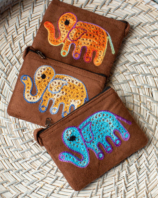 DIY One-Piece Elephant Wallet Free Sewing Pattern | Fabric Art DIY