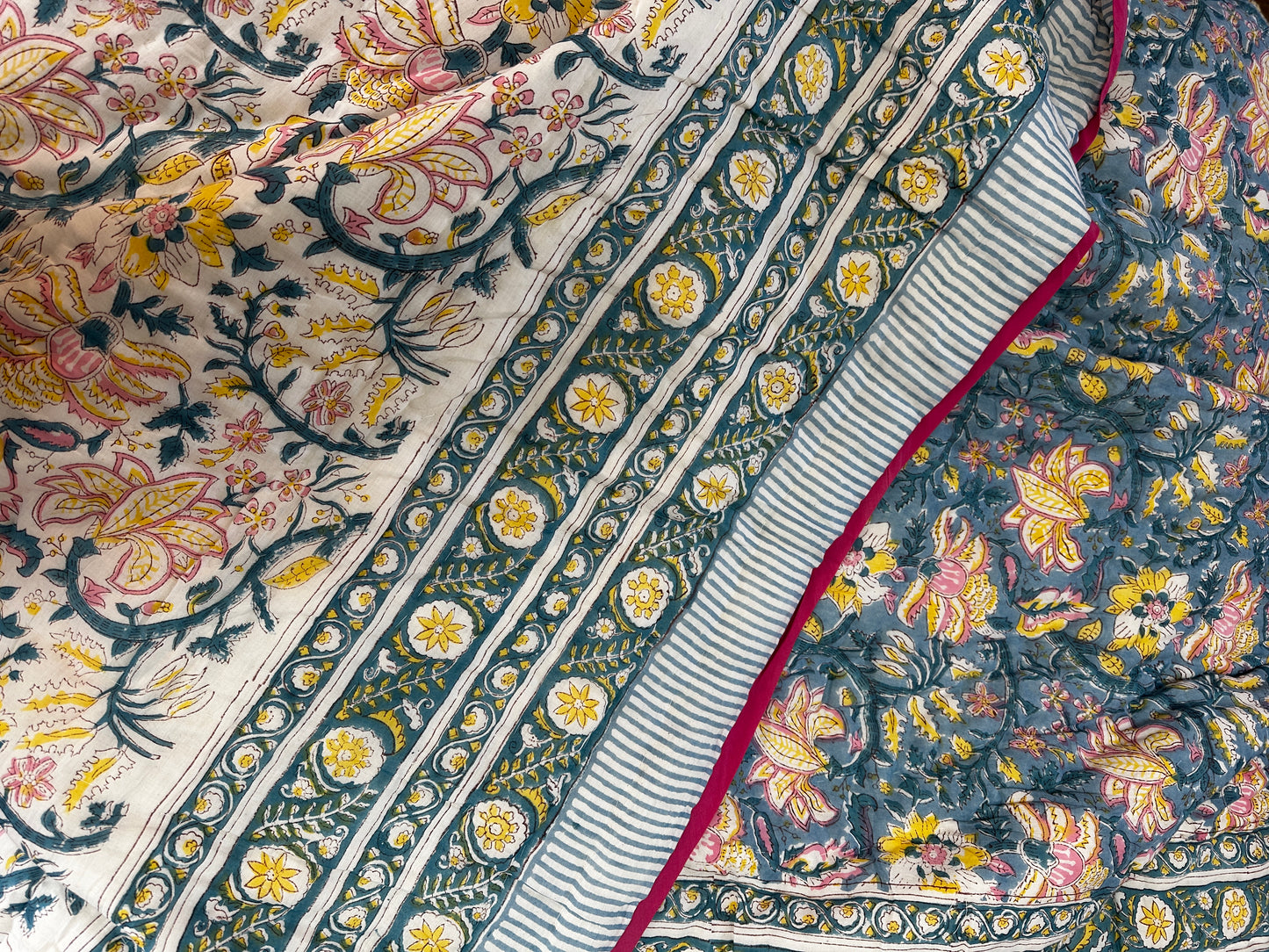Print Block Padded Quilt - Chisbury