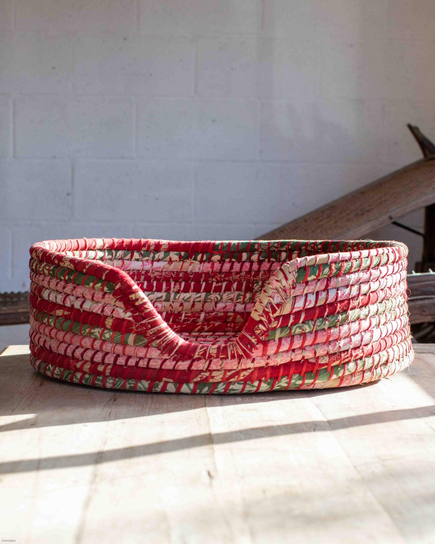 Load image into Gallery viewer, Medium Recycled Sari Dog Baskets - 30
