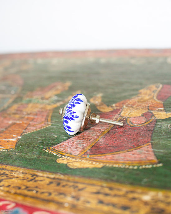 Blue & White Leaf Door Knob