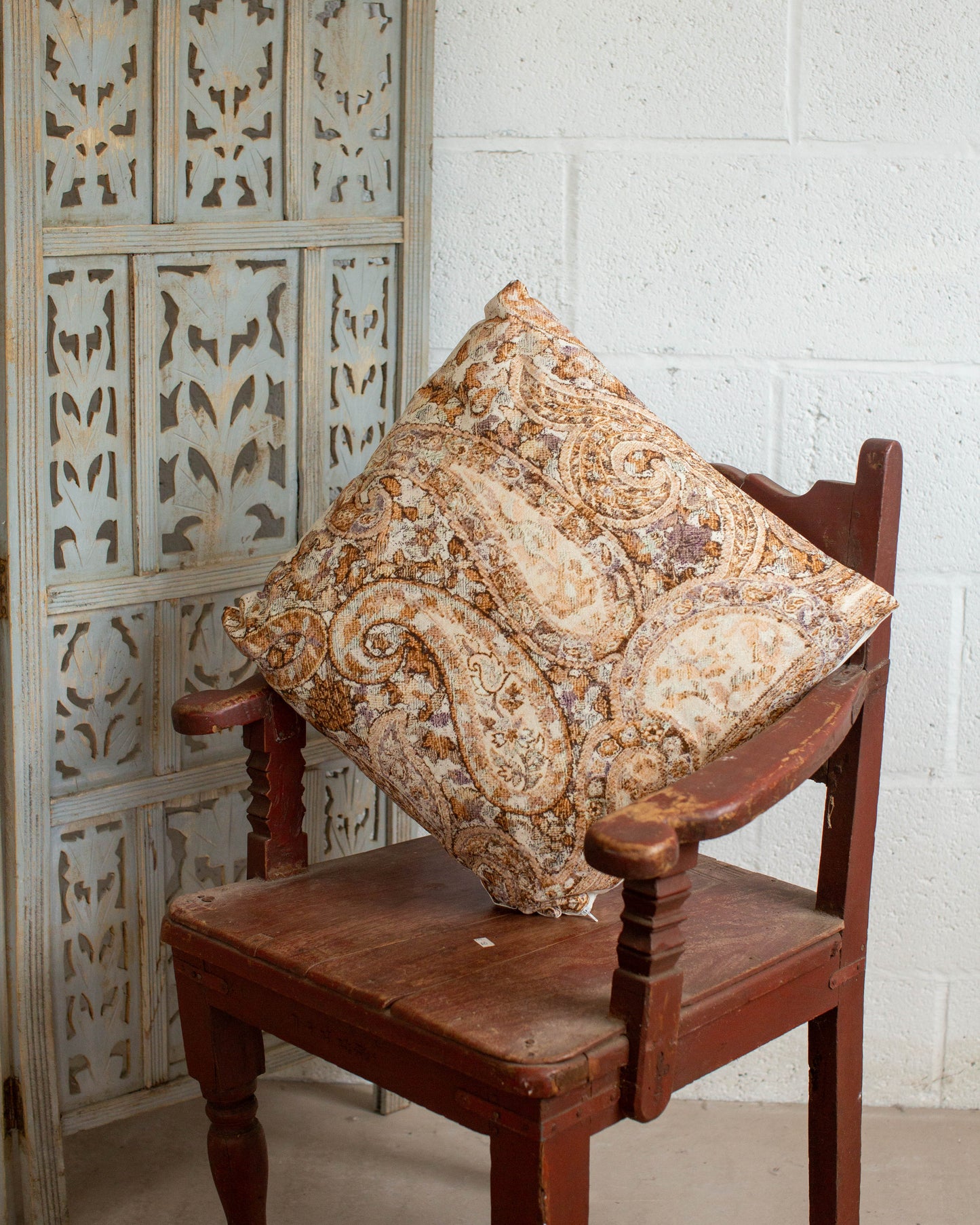 Sample Cushion