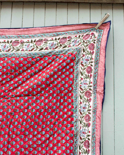 Print Block Padded Quilt - Stanton Red