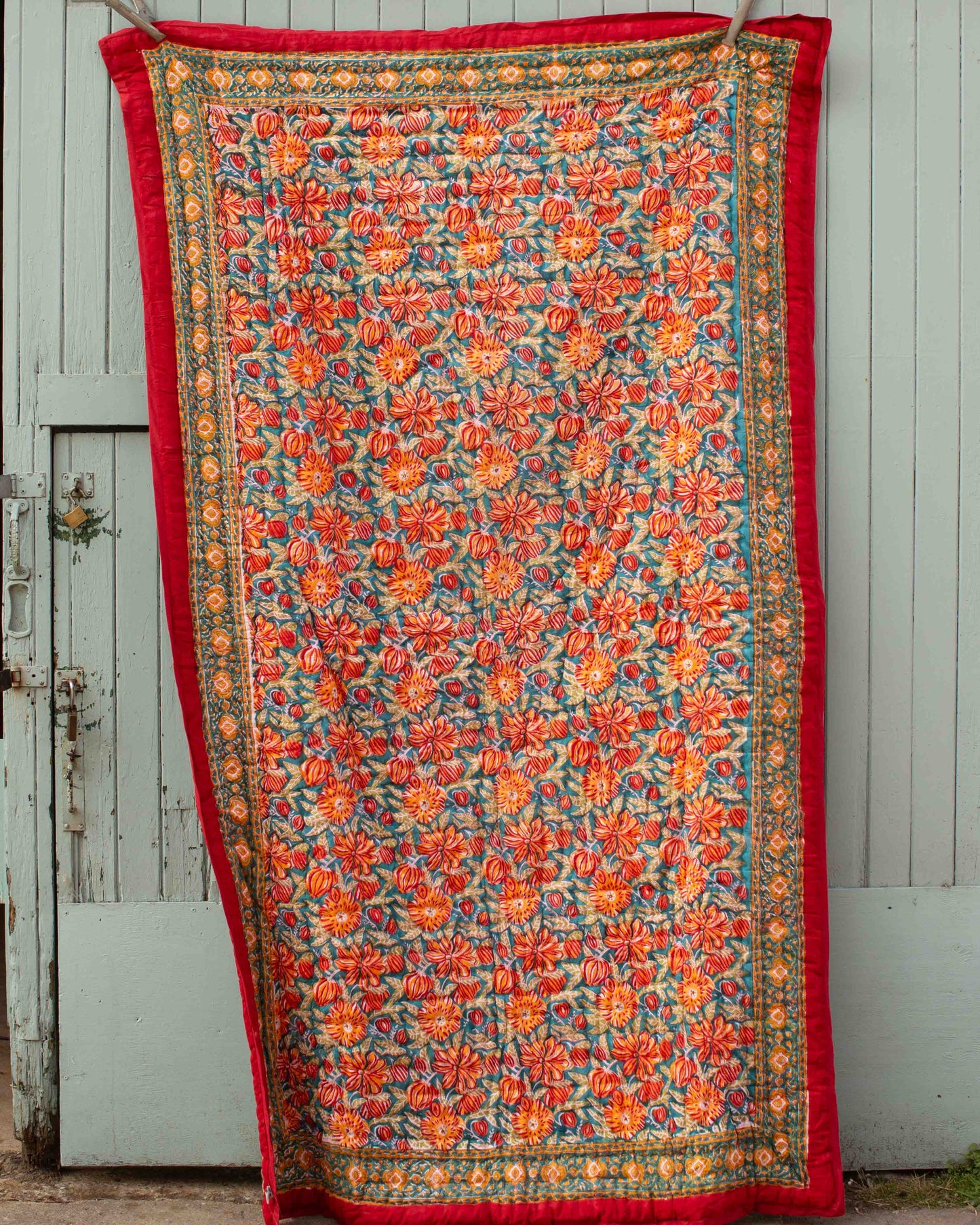 150 x 220cm Print Block Padded Quilt - Rushall