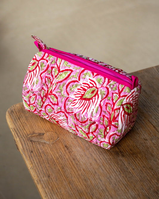 Potterne Wash Bag