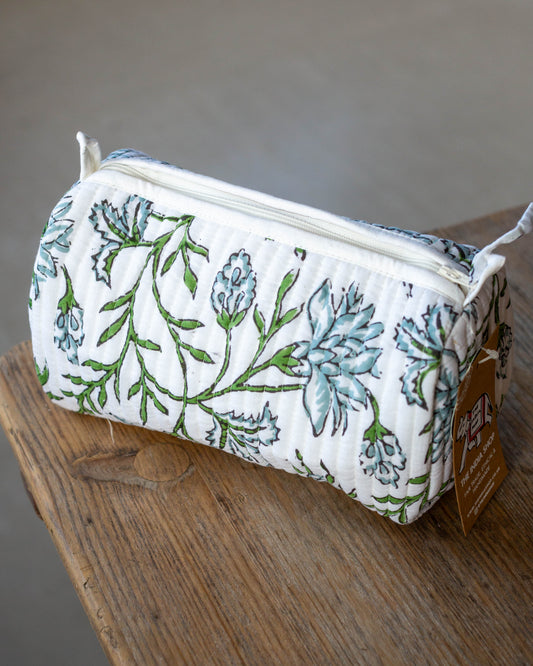 Wilsford Wash Bag