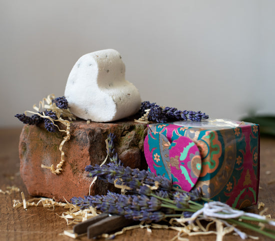 Sweet Lavender Bath Bomb - The india Shop
