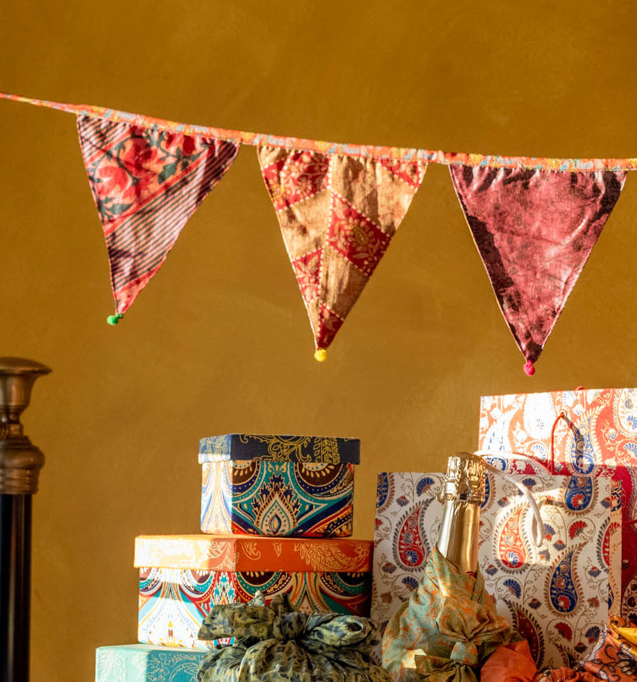 Small Sari Bunting - The india Shop